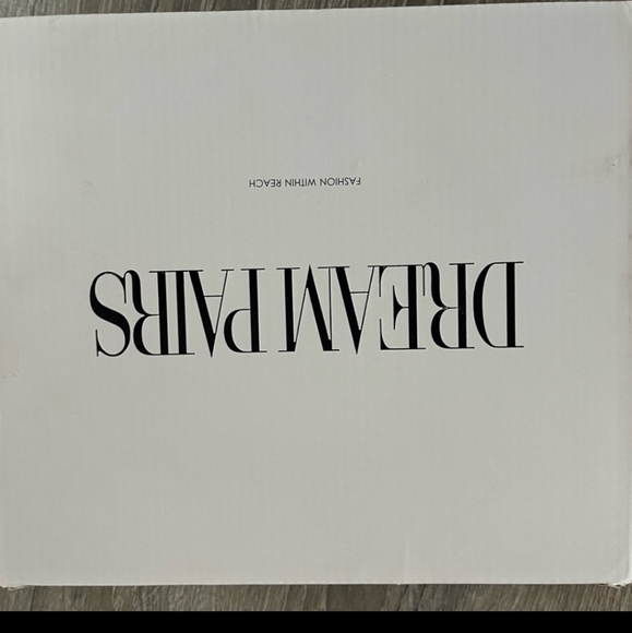 Women's Strap high heel - Picture 4 of 5